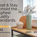 Host & -the Captain's Loft *