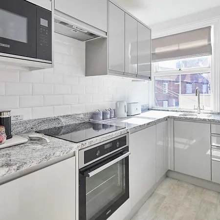 Host & -the Captain's Loft Apartman Whitby