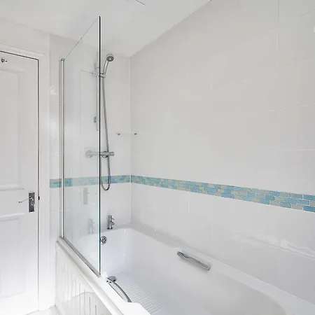 Host & -the Captain's Loft