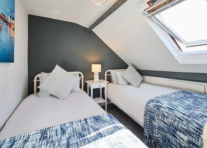 Apartman Host & -the Captain's Loft Whitby