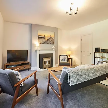 Host & -the Captain's Loft * 휫비